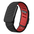 PULSE — bracelet silicone noir et rouge, vue de trois quarts